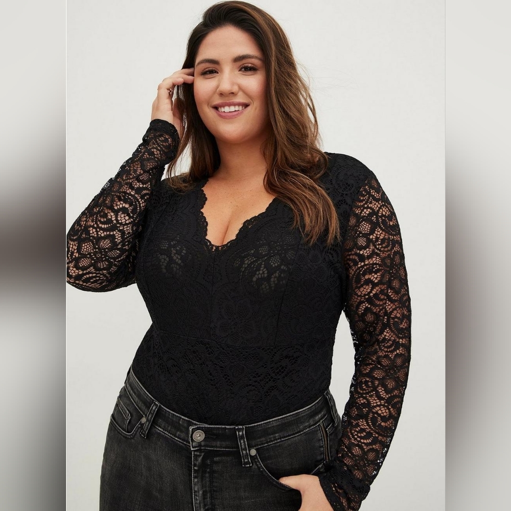 Torrid Black Lace Long Sleeve Bodysuit Size 5